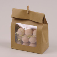 Набор розовых пластиковых новогодних шаров 24 шт. D-4 см. в крафтовом пакете 21785