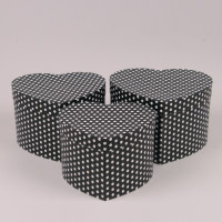 Комплект чорних коробок для квітів Серце в білий горошок 3 шт. 39892